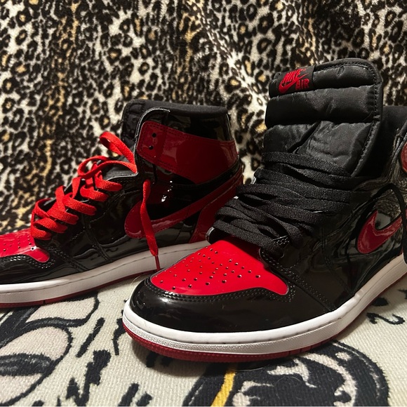 Nike Air Jordan patent bred